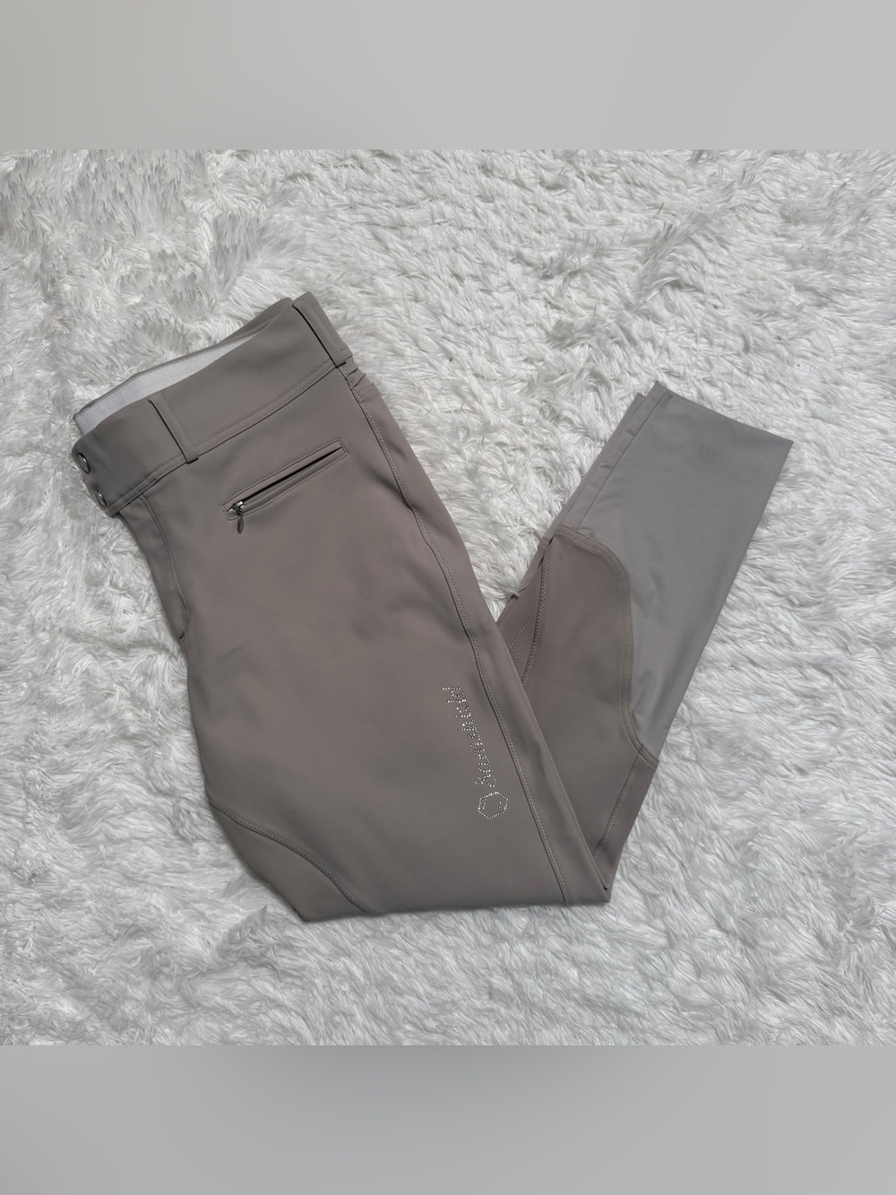 Women’s Size 34R Tan Samshield Knee Patch Horseback Riding Breeches